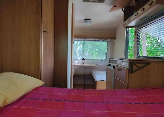 Shanti, Relax Tra I Ciliegi Роскошный шатер Креспеллано